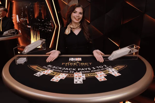 Live Dealer Baccarat Evolution